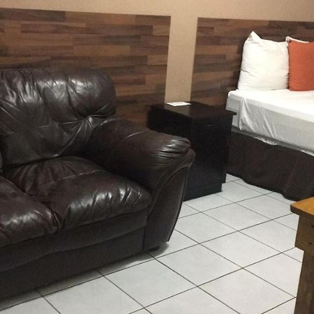 Hotel Don Felipe Guatemala City Екстериор снимка